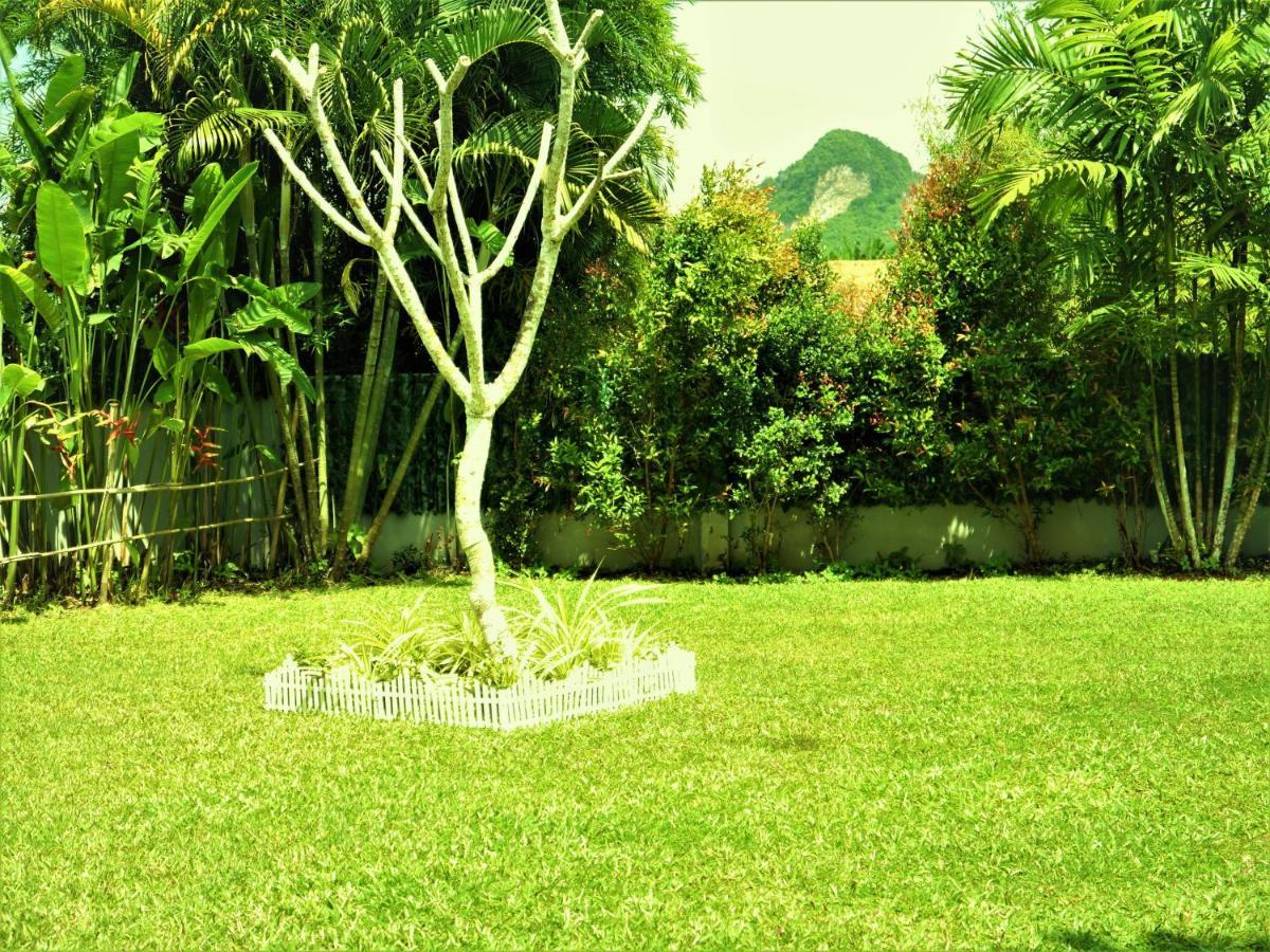 Honeybee Pool Villa Smooth As Silk Ao Nang Екстериор снимка